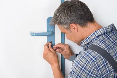 Newington CT Locksmith Store Newington, CT 860-361-6087 - emergency-locksmith-service